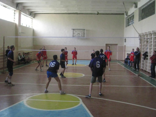 Пройшли змагання з волейболу серед учнівської молоді