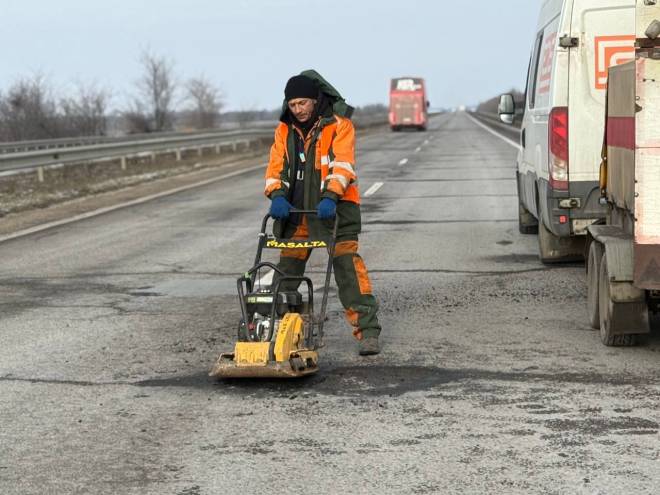 Дороги після зими: коли почнуть латати ями?