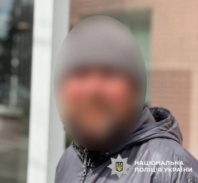 Пограбували домогосподарства двох славутчан: злодій виявився досвідченим