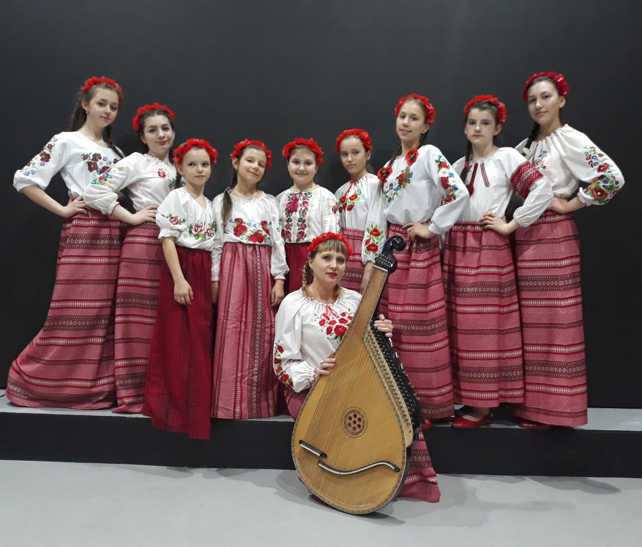 Шепетівські бандуристи взяли участь у всеукраїнському фестивалі та масштабному флешмобі
