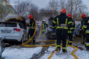 Звільнений працівник автомайстерні підпалив 4 автомобілі заради помсти