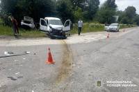 На Шепетівщині зіткнулись два автомобілі: було госпіталізовано 12-річного хлопчика