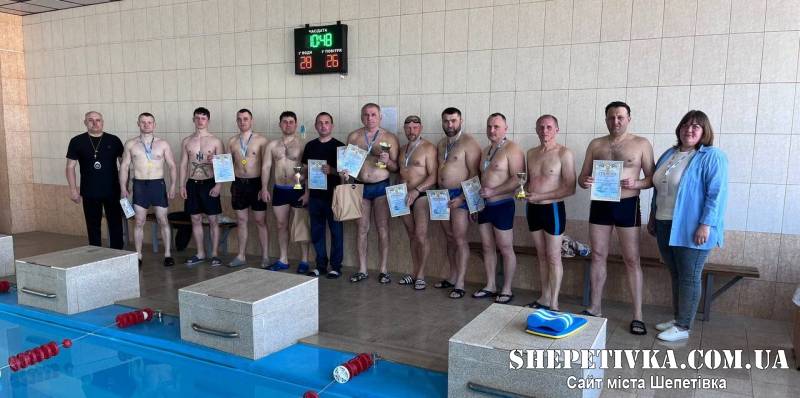 У Шепетівці визначили кращих плавців серед військовослужбовців та представників силових структур
