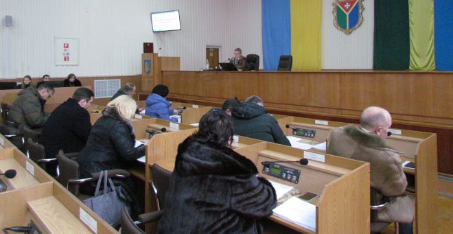 На черговій сесії Шепетівської міської ради розглянули аж 76 питань
