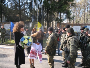 Шепетівчани зустрічали військовослужбовців, які повернулись із АТО