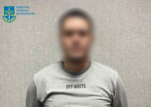 Чоловіка підозрюють у привласненні кредитки загиблого члена екіпажу в авіакатастрофі у Броварах