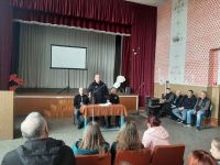 Поліціянти впродовж місяця звітували перед громадами Шепетівщини про стан криміногенної обстановки