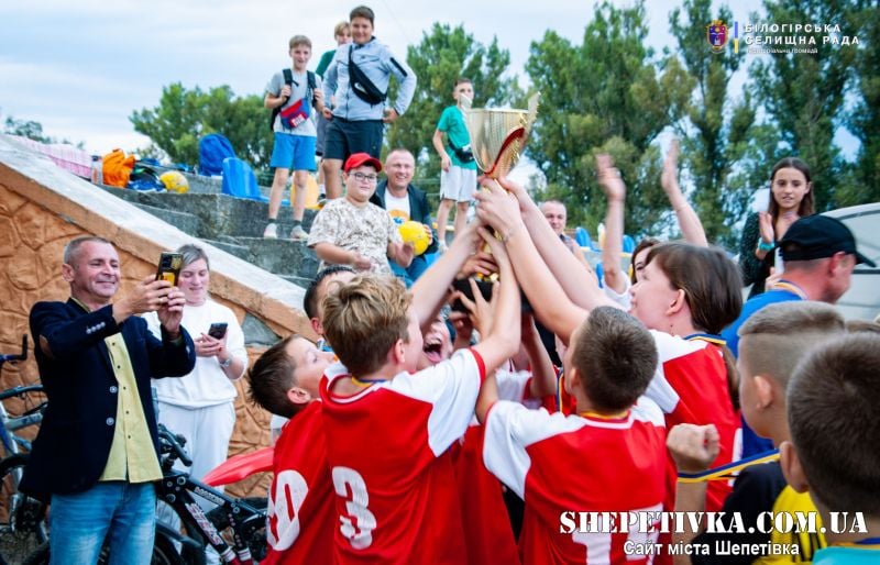 На Шепетівщині відбувся масштабний футбольний турнір BILOGIRYA OPEN CUP 2024