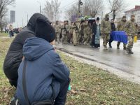 У Славуті провели у вічність снайпера та "Незламного Героя" Свецького Андрія