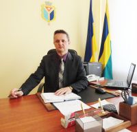 Міський голова Шепетівки з дружиною усі грошові заощадження, які загалом складають 270 тисяч гривень, позичили третім особам..