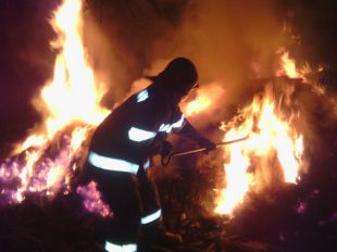 По вулиці Пліщинській горіла господарча будівля