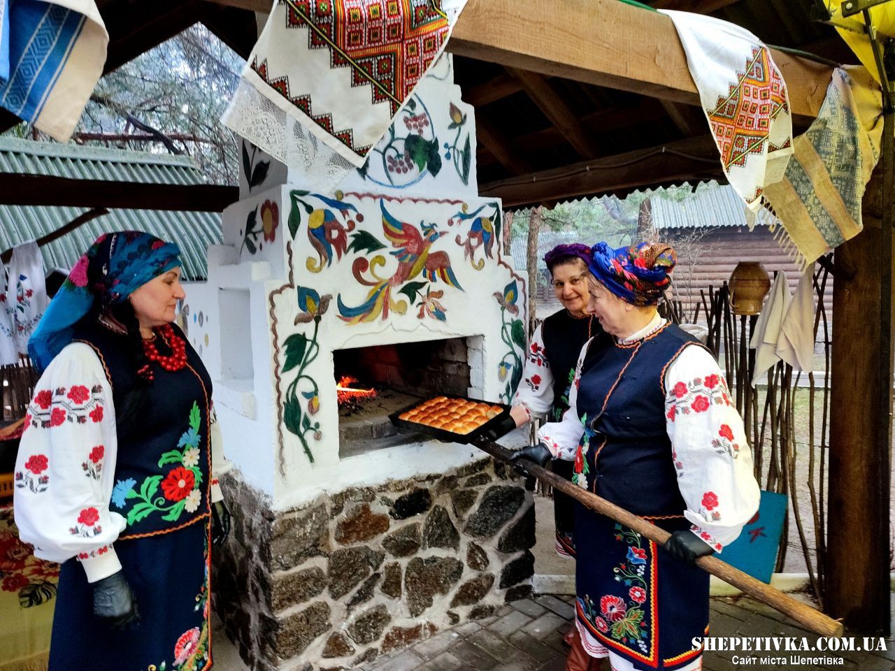 На Шепетівщині відбулося "міжнародне приготування борщу в режимі онлайн".