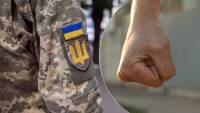 У Хмельницькому двоє нападників побили військовослужбовця ТЦК