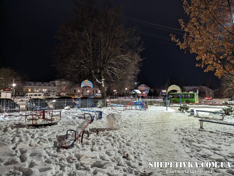 Графік погодинних відключень світла на четвер, 8 січня