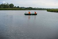 У Шепетівському районі надзвичайники дістали з річки тіло потопельника