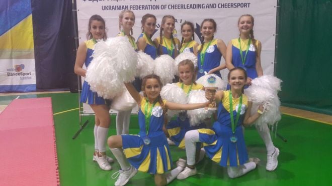 Шепетівчани здобули перемогу у Всеукраїнській лізі шкільних груп підтримки