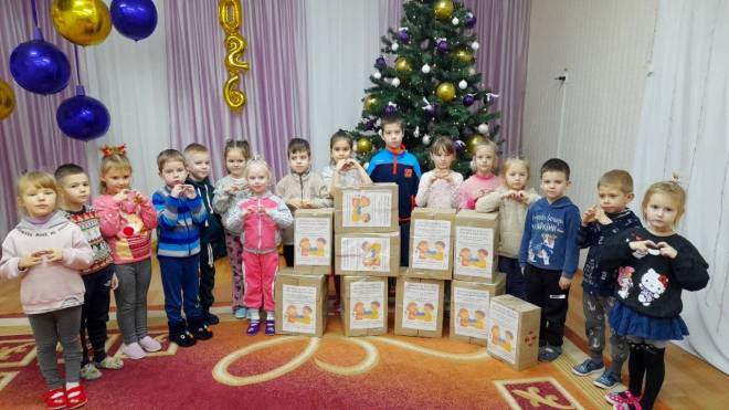 Дитяча дружба без кордонів: шепетівські дітлахи привітали зі святами однолітків з Дніпропетровщини