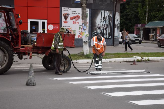 Тривають роботи з благоустрою міста