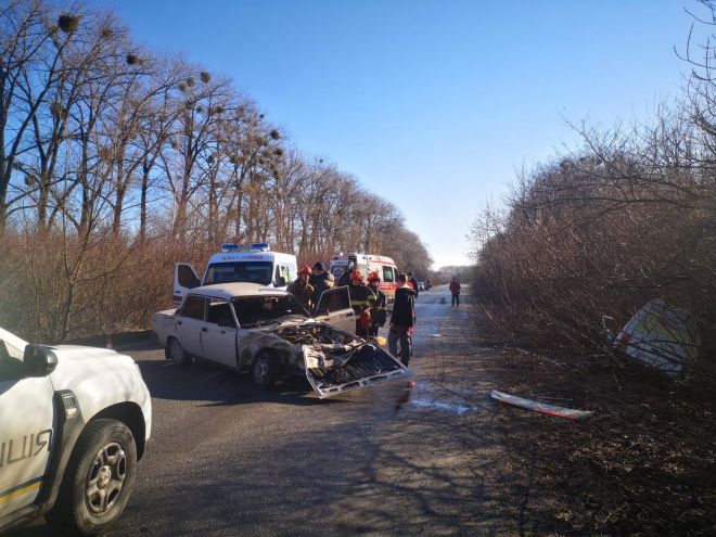 Між Шепетівкою та Полонним не розминулось два автомобілі