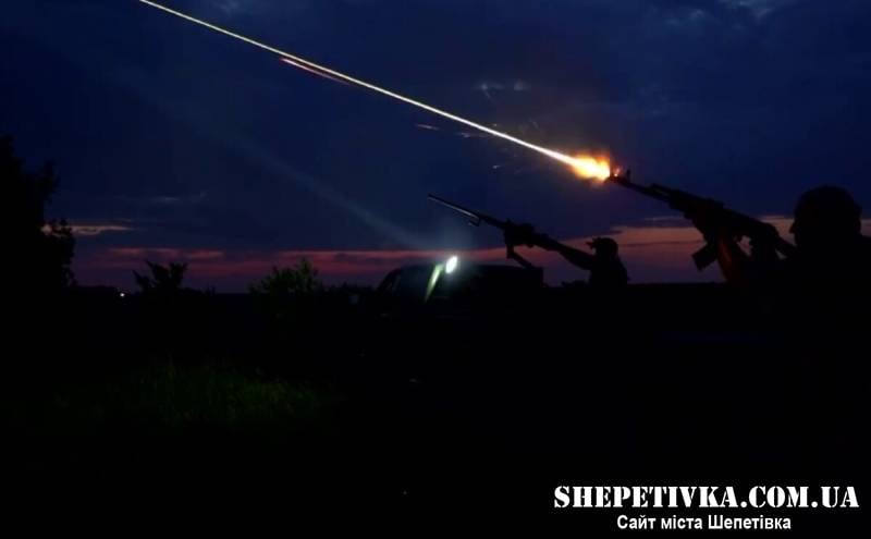 Ворог вночі атакував на Хмельниччині енергетику: що відомо про наслідки