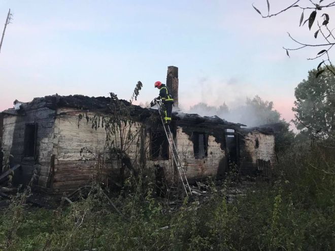 У селі Хролин вщент згорів житловий будинок