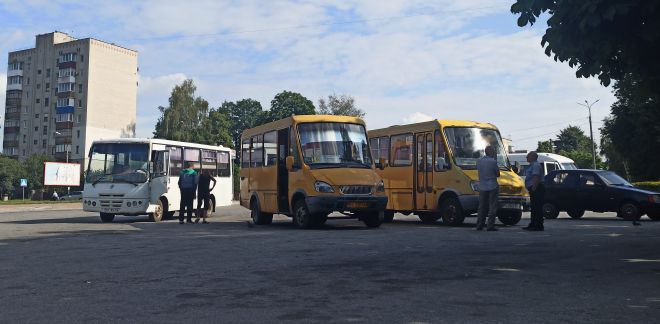 Маршрути ПП «Шепетівське АТП 16807» відзавтра обслуговуватимуть інші перевізники