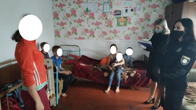 У Шепетівському районі провели моніторинг забезпечення прав дітей