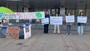 Депутати Дніпровської міськради під час відпочили на Мальдівах: у Дніпрі обурилися