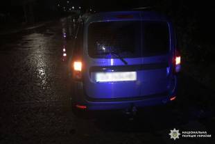 У Славуті водій автомобіля наїхав на пішохода: його госпіталізували