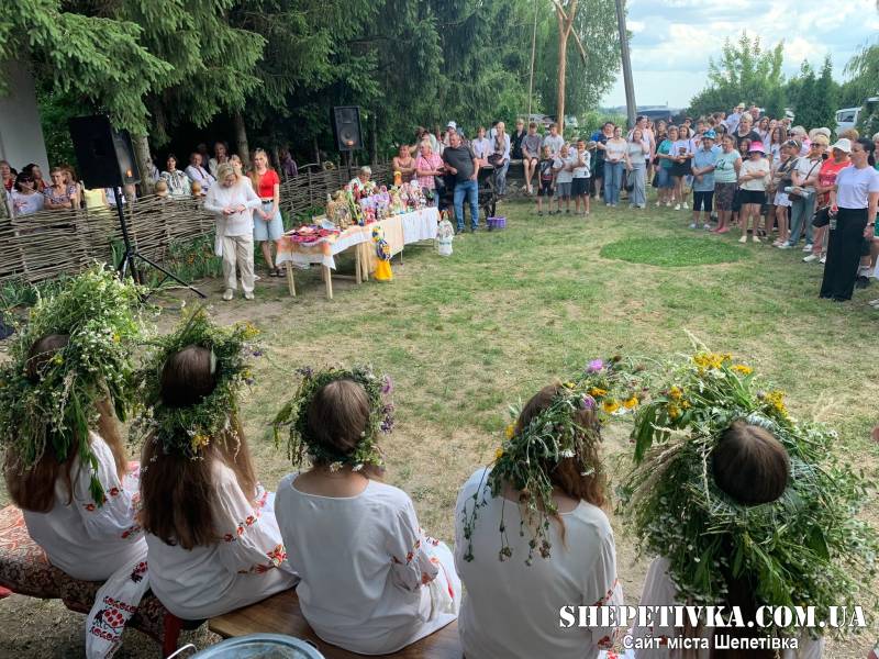 Відродження традицій: як у Шепетівці та Ізяславі відзначали свято Івана Купала
