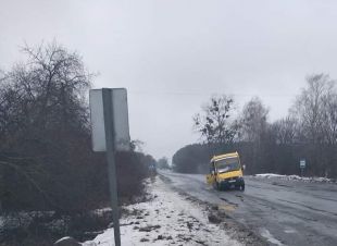 У автобуса "Шепетівка-Славута" на ходу відлетіло колесо
