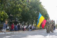 Нетішинська громада проводжала на небеса мужнього воїна Олександра Літвіненка