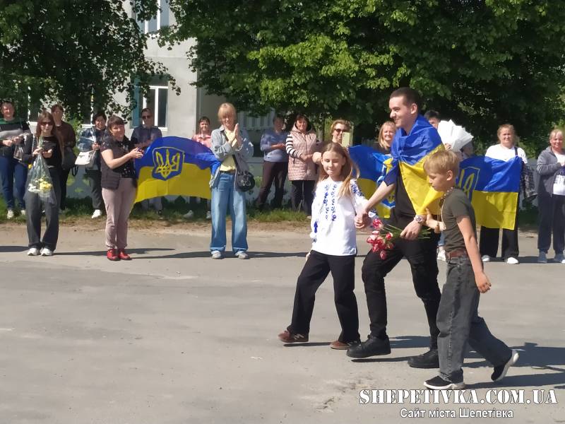 Світанок після довгої ночі: з 11-місячного полону повернувся 21-річний захисник Андрій Карпієць
