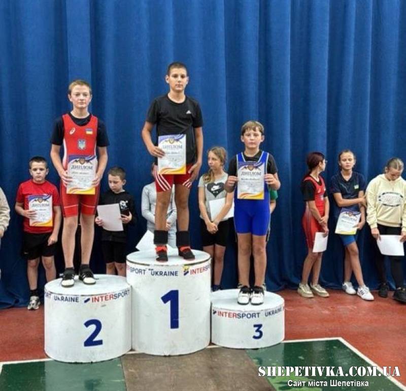 Важкоатлети Шепетівської КДЮСШ здобули бронзові медалі на чемпіонаті області