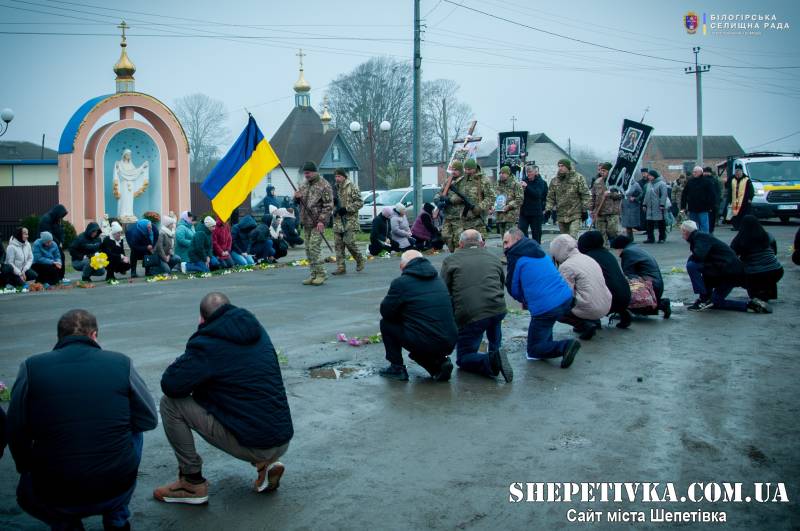 Білогірська громада провела у засвіти мужнього воїна Схабіковського Олександра