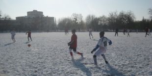Шепетівський «Темп» бере участь у зимовому футбольному турнірі Рівного