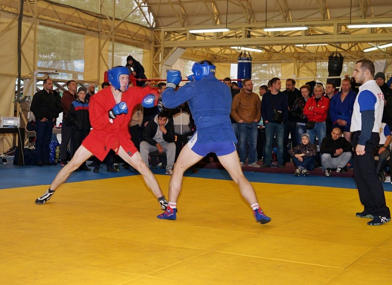 Спортсмени Хмельниччини взяли участь у всеукраїнських змаганнях із бойового самбо