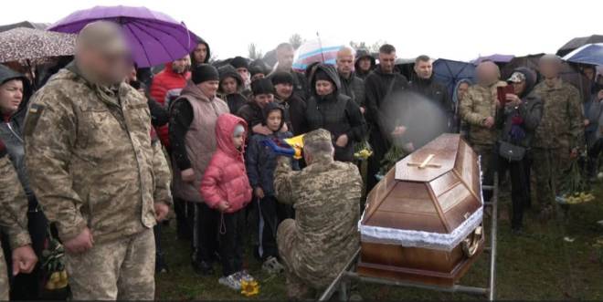 На Шепетівщині провели у засвіти командира взводу БПЛА Олександра Гончарука