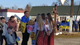 Шлях довжиною у 4 роки: з російського полону повернувся офіцер Василь Ткачук