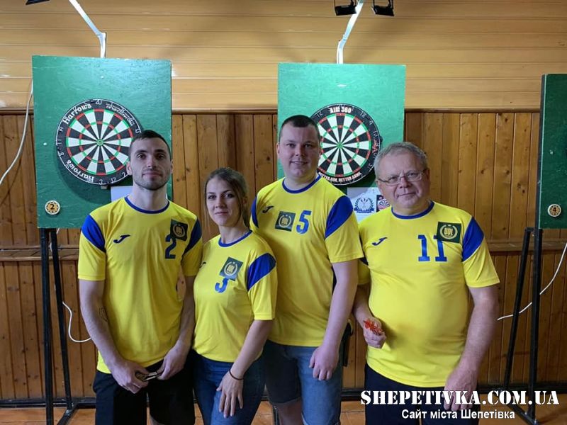 Команда з Шепетівщини здобула 2 місце на всеукраїнському чемпіонаті з дартсу