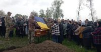 На Шепетівщині в останню дорогу провели солдата Ящука Сергія