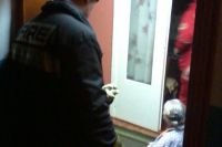 Рятувальники відчинили квартиру, за дверима якої знаходилася хвора літня жінка