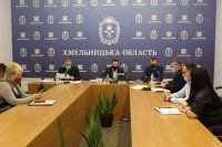 Обласна влада рекомендувала закрити непродовольчі ринки та підтримала звернення Шепетівки щодо кисневої станції