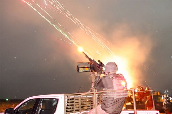 Нетішинські нацгвардійці відпрацювали знищення ворожого дрона в нічних умовах