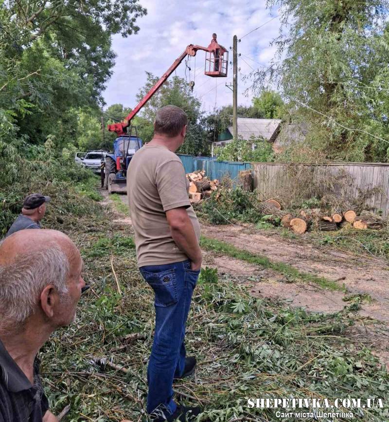 Грицівська громада досі оговтується від потужної бурі з градом (відео)