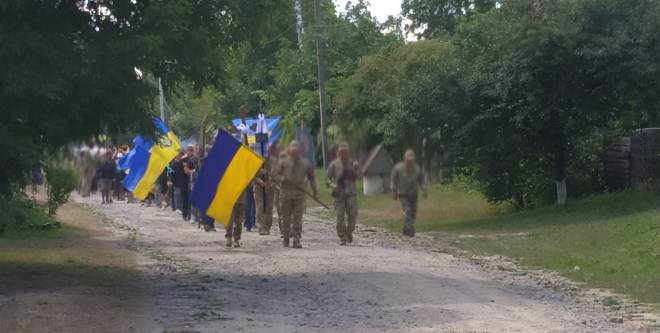 Ізяславська громада попрощалася із трьома захисниками