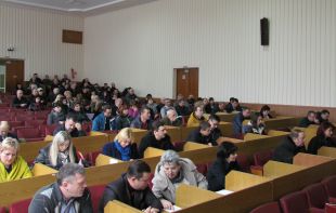 Міська рада затвердила новий склад виконкому, виділила кошти на медицину, реформу місцевої газети та допомогу дружині загиблого учасника АТО