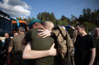 Україна повернула важкопоранених та тяжкохворих Захисників: один із Шепетівщини