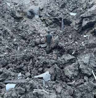 У Шепетівському районі впали уламки збитої ракети рашистів
