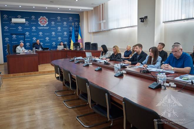 АМКУ оштрафував учасників торгів за землю у Шепетівці та закупівлі лічильників для «Хмельницькобленерго»